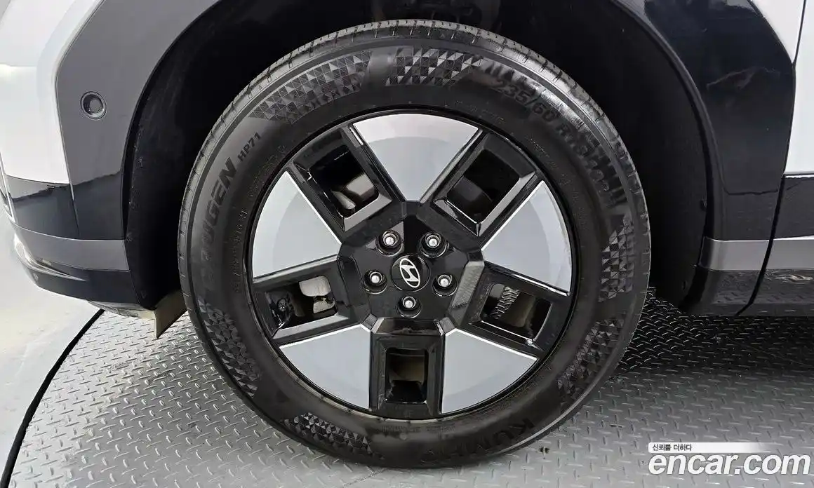 Hyundai Santa Fe 2024 1.6 Автомат в Москве № 126665, фото 5