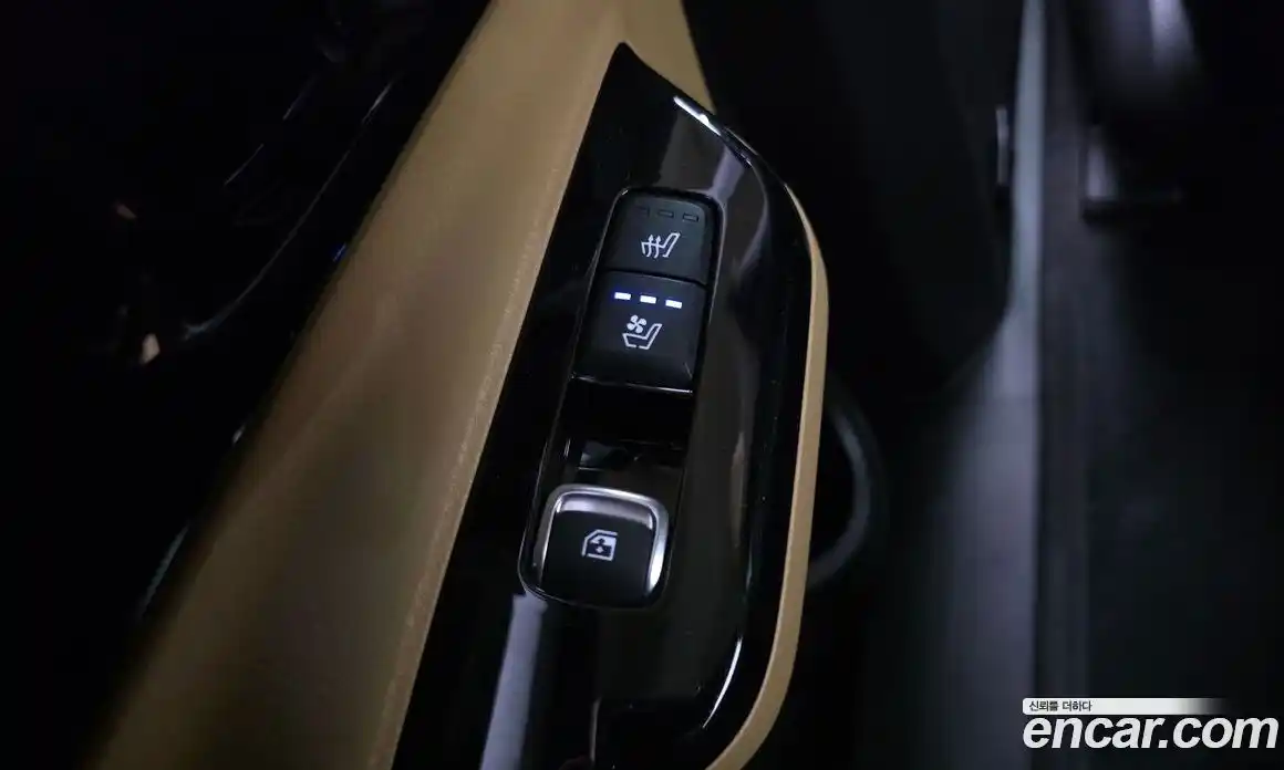 Kia Canival 2023 2.2 Автомат в Москве № 131616, фото 14