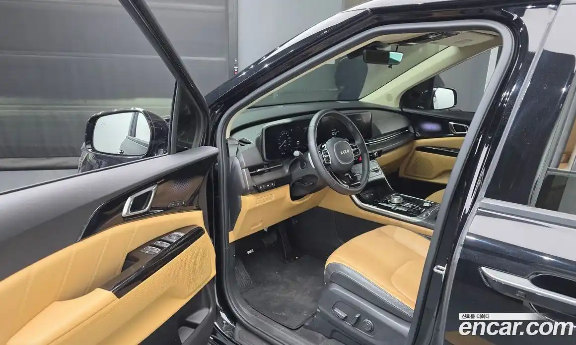 Kia Canival 2023 2.2 Автомат в Москве № 131616, фото 4