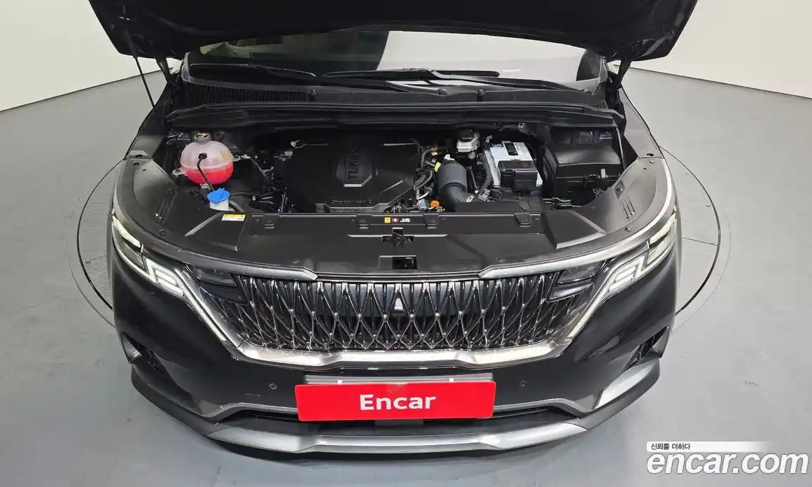 Kia Canival 2023 2.2 Автомат в Москве № 131616, фото 8