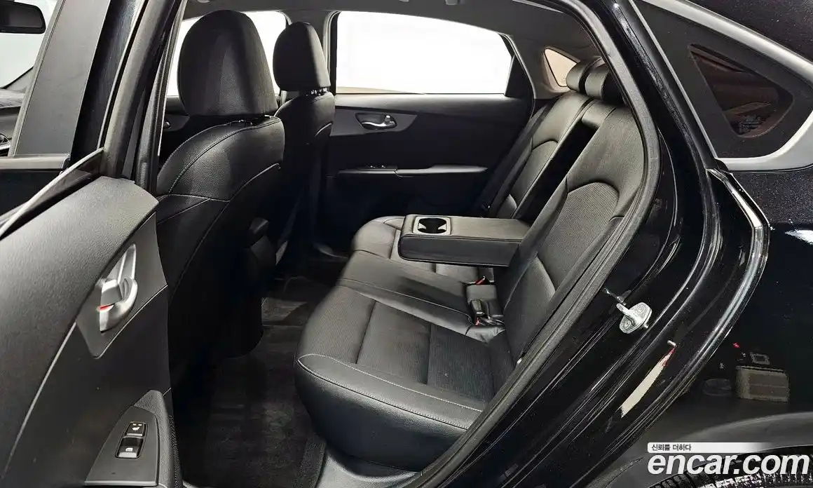 Kia K3 2022 1.6 Автомат в Москве № 134314, фото 18