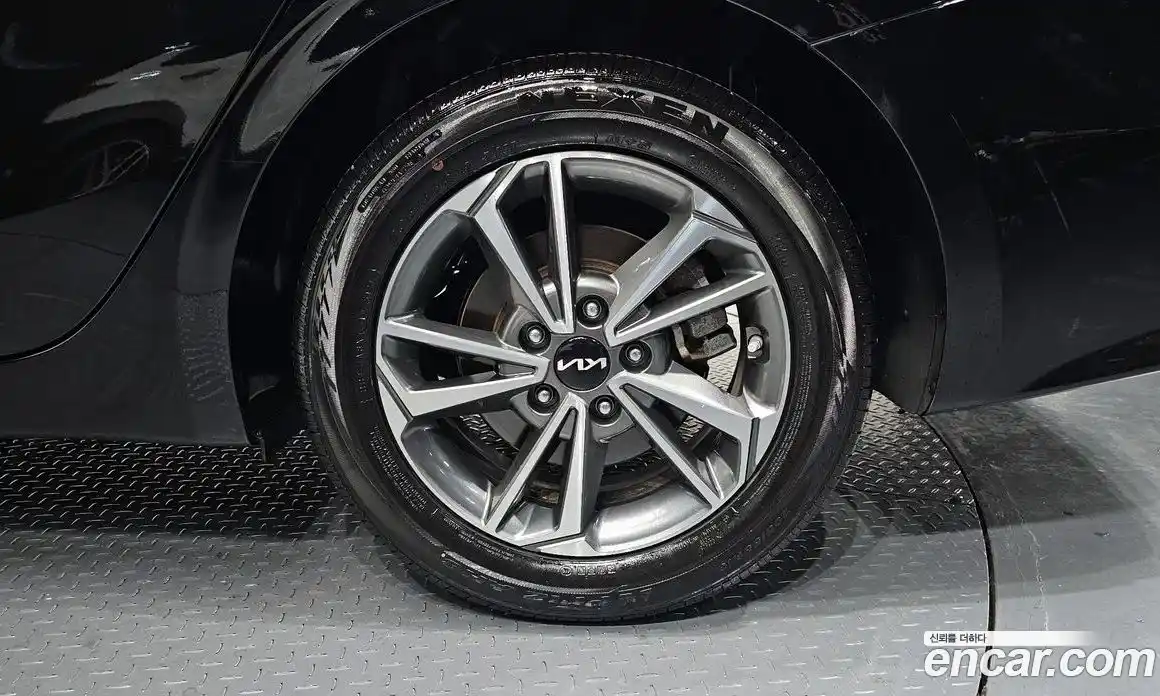 Kia K3 2022 1.6 Автомат в Москве № 134314, фото 3