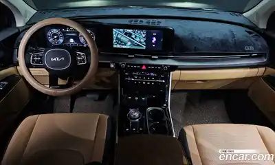 Kia Canival 2023 3.5 Автомат в Москве № 134329, миниатюра 4