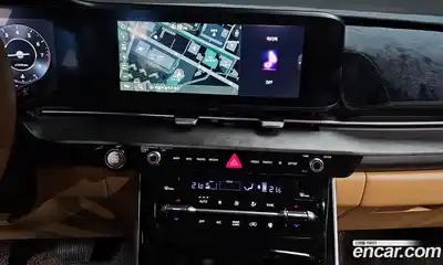 Kia Canival 2023 3.5 Автомат в Москве № 134329, миниатюра 7