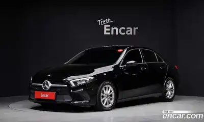 Mercedes-Benz A-Class 2020 2.0 Автомат в Москве № 141583, миниатюра 3