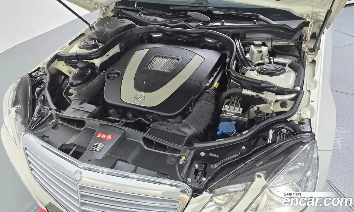 Mercedes-Benz E-Class 2011 3.5 Автомат в Москве № 142011, фото 14