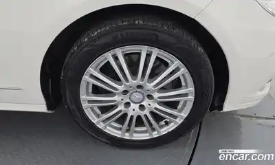 Mercedes-Benz E-Class 2011 3.5 Автомат в Москве № 142011, миниатюра 3