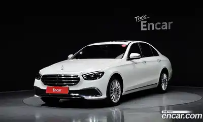 Mercedes-Benz E-Class, 2022