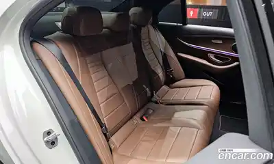 Mercedes-Benz E-Class 2022 2.0 Автомат в Москве № 142822, миниатюра 12