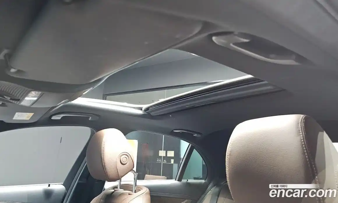 Mercedes-Benz E-Class 2022 2.0 Автомат в Москве № 142822, фото 20