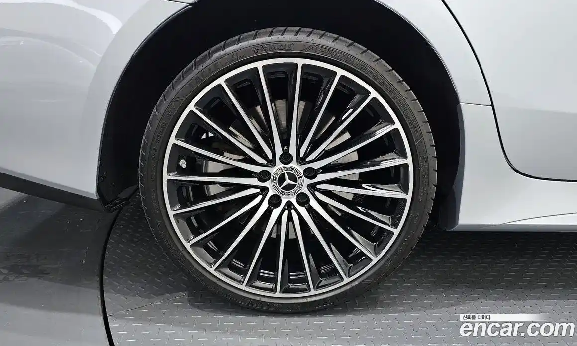 Mercedes-Benz CLS-Class 2023 3.0 Автомат в Москве № 143342, фото 9