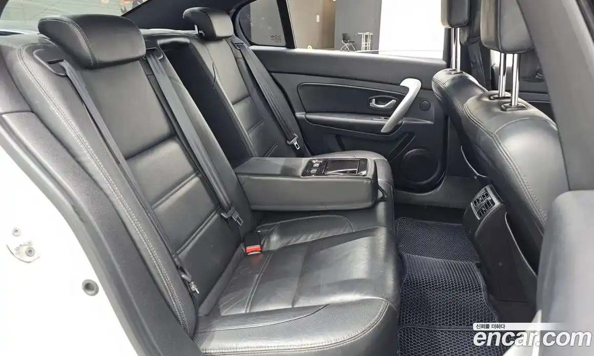 Renault SM5 2014 1.6 Автомат в Москве № 145106, фото 18