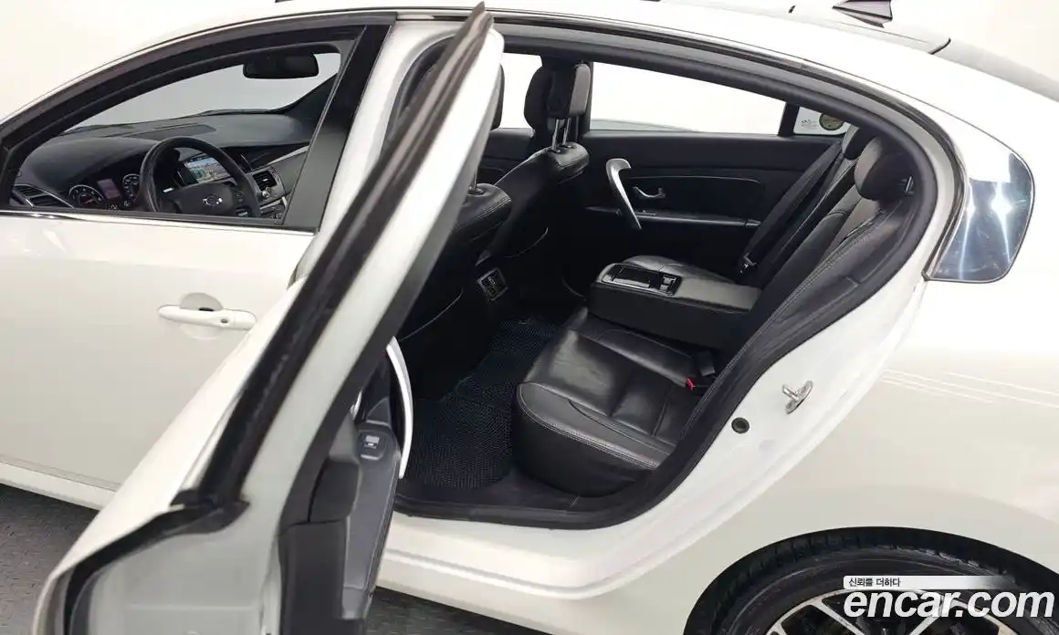 Renault SM5 2014 1.6 Автомат в Москве № 145106, фото 20