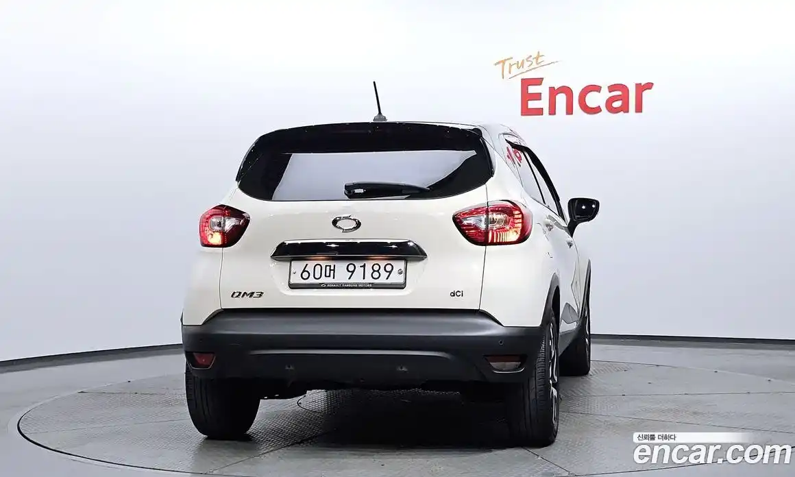 Renault QM3 2017 1.5 Автомат в Москве № 147813, фото 13