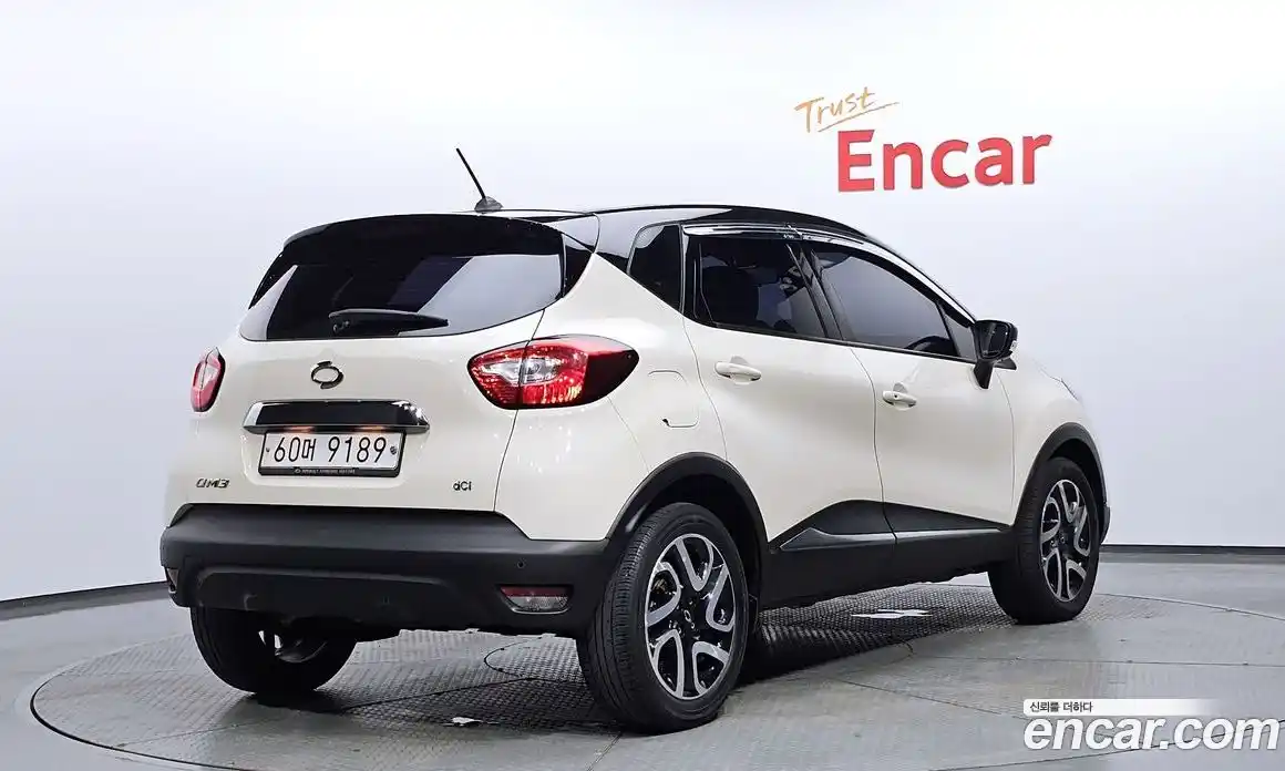 Renault QM3 2017 1.5 Автомат в Москве № 147813, фото 5