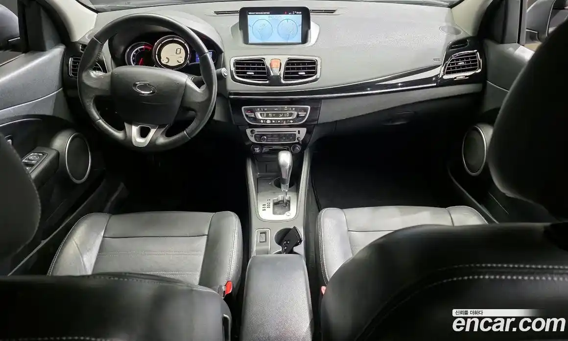 Renault SM3 2016 1.6 Автомат в Москве № 148318, фото 14