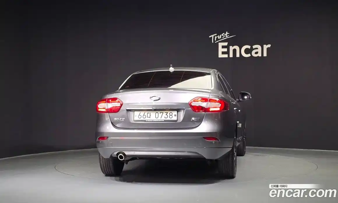 Renault SM3 2016 1.6 Автомат в Москве № 148318, фото 19