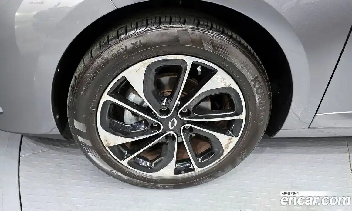 Renault SM3 2016 1.6 Автомат в Москве № 148318, фото 6