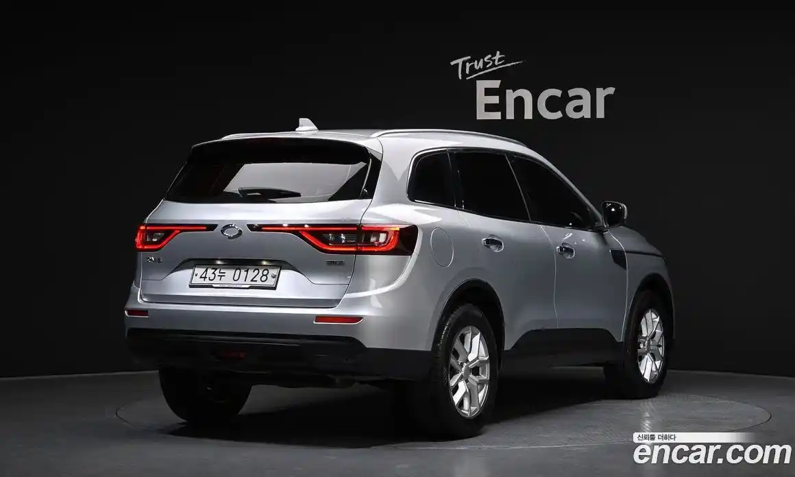 Renault QM6 2017 2.0 Автомат в Москве № 148603, фото 12