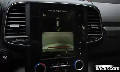 Renault QM6 2017 2.0 Автомат в Москве № 148603, миниатюра 4