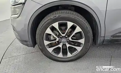 Renault QM6 2017 2.0 Автомат в Москве № 148616, миниатюра 2