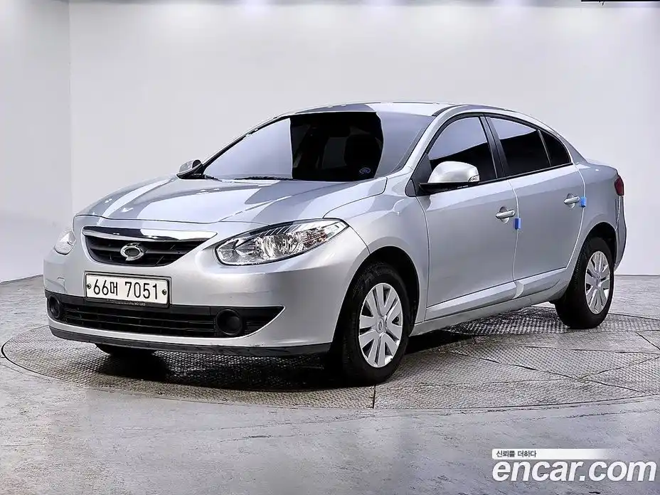 Renault SM3 2011 1.6 Автомат в Москве № 149856, фото 1