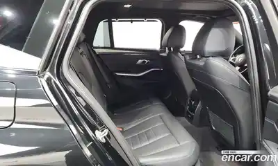 BMW 3-Series 2022 2.0 Автомат в Москве № 152111, миниатюра 12