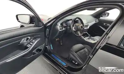 BMW 3-Series 2022 2.0 Автомат в Москве № 152111, миниатюра 10