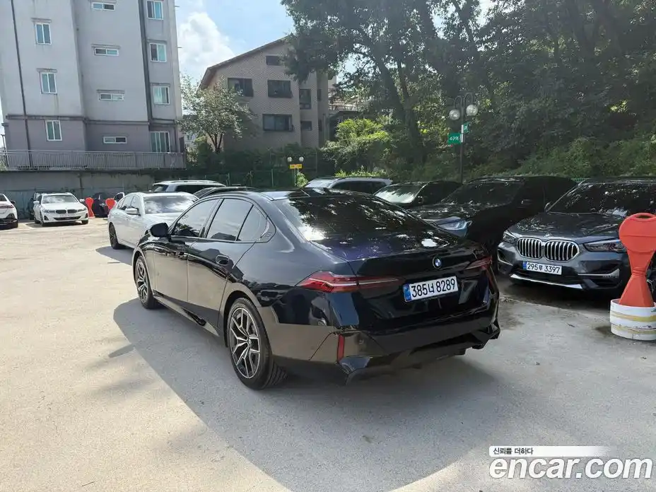 BMW 5-Series 2025 2.0 Автомат в Москве № 153205, фото 3