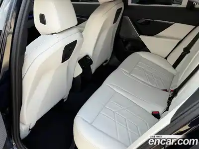 BMW 5-Series 2025 2.0 Автомат в Москве № 153205, миниатюра 9