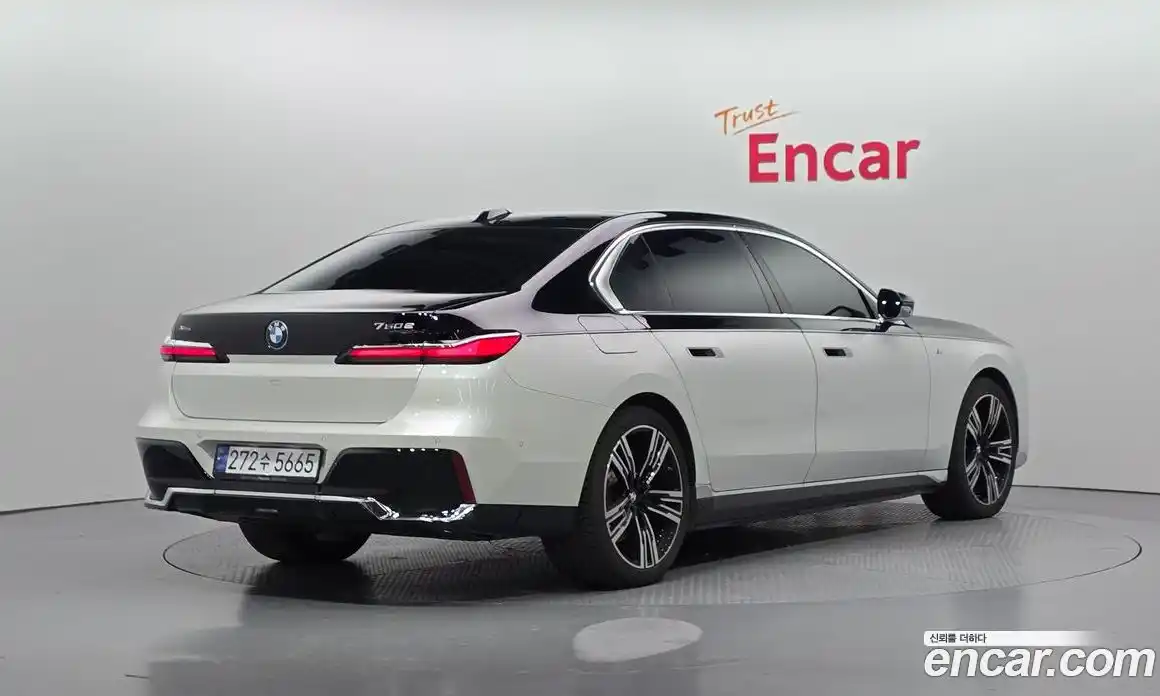 BMW 7-Series 2024 3.0 Автомат в Москве № 154975, фото 12