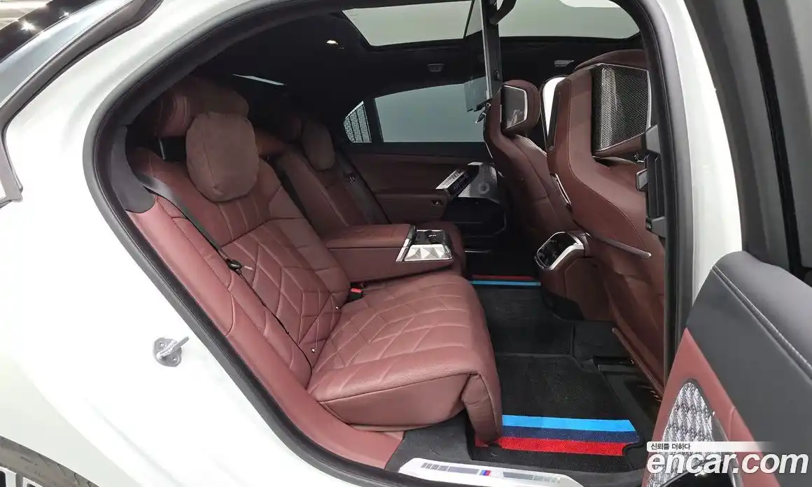 BMW 7-Series 2024 3.0 Автомат в Москве № 154975, фото 14