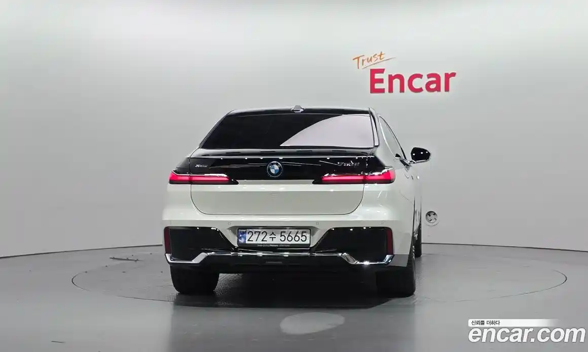 BMW 7-Series 2024 3.0 Автомат в Москве № 154975, фото 17