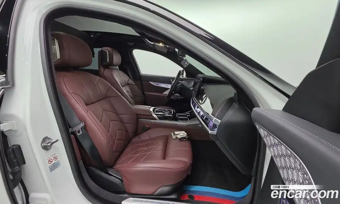 BMW 7-Series 2024 3.0 Автомат в Москве № 154975, фото 5