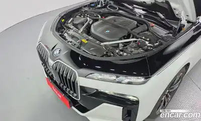 BMW 7-Series 2024 3.0 Автомат в Москве № 154975, миниатюра 6