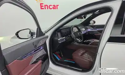 BMW 7-Series 2024 3.0 Автомат в Москве № 154975, миниатюра 9