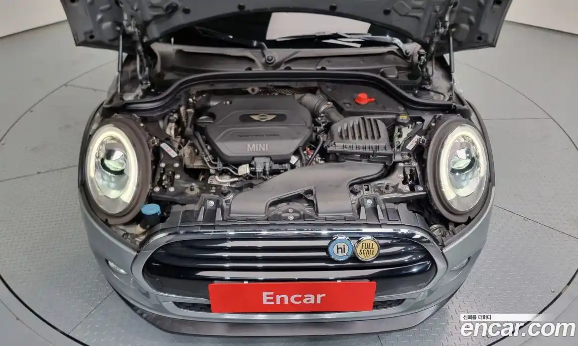 Mini Cooper 2016 1.5 Автомат в Москве № 156759, фото 19