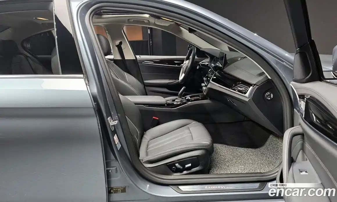 BMW 5-Series 2019 2.0 Автомат в Москве № 157038, фото 11