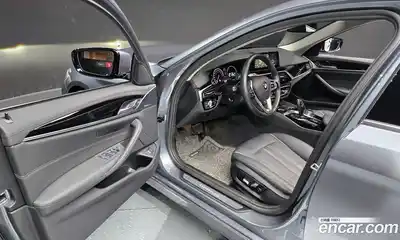 BMW 5-Series 2019 2.0 Автомат в Москве № 157038, миниатюра 10