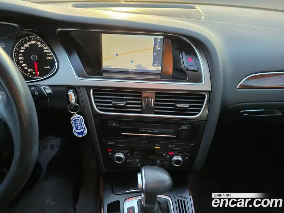 Audi A4 2013 2.0 Автомат в Москве № 157322, фото 17