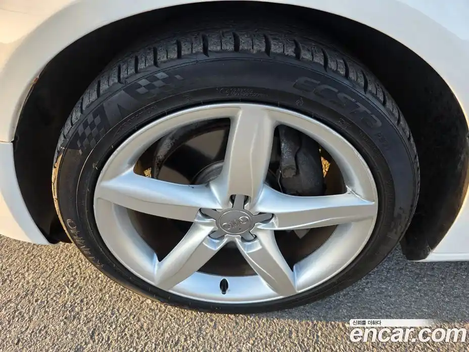 Audi A4 2013 2.0 Автомат в Москве № 157322, фото 9