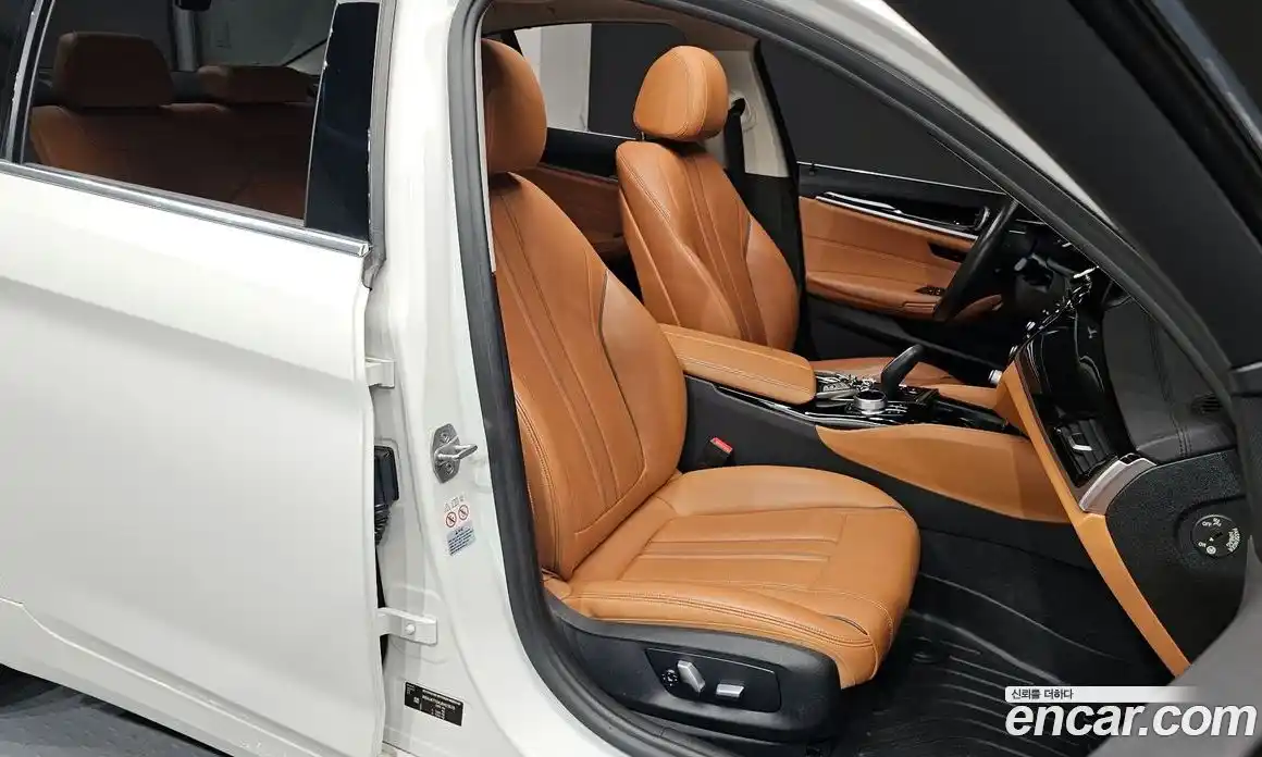 BMW 5-Series 2018 2.0 Автомат в Москве № 157878, фото 11