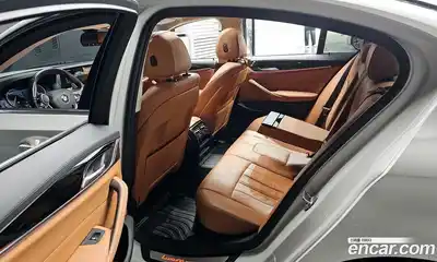 BMW 5-Series 2018 2.0 Автомат в Москве № 157878, миниатюра 5