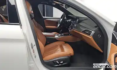 BMW 5-Series 2017 2.0 Автомат в Москве № 159473, миниатюра 7