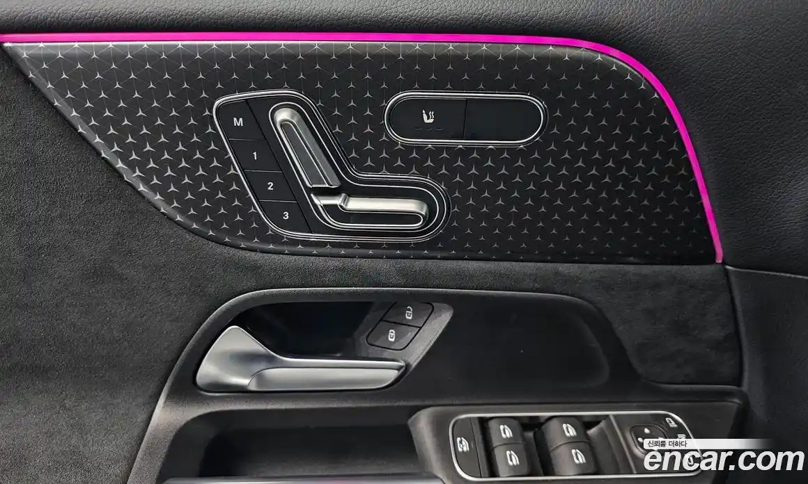 Mercedes-Benz GLB-Class 2025 2.0 Автомат в Москве № 160044, фото 17