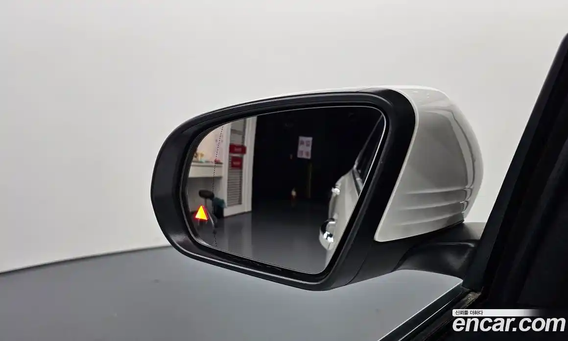 Mercedes-Benz GLB-Class 2025 2.0 Автомат в Москве № 160044, фото 18