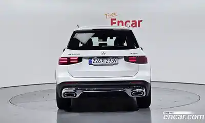 Mercedes-Benz GLB-Class 2025 2.0 Автомат в Москве № 160044, миниатюра 4