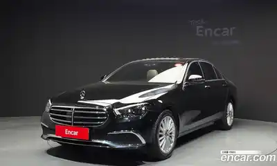 Mercedes-Benz E-Class, 2022