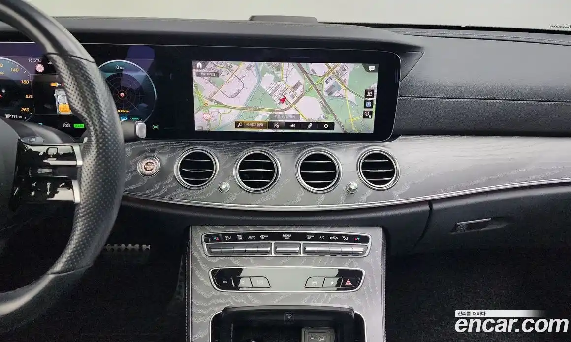 Mercedes-Benz E-Class 2021 2.0 Автомат в Москве № 161138, фото 14