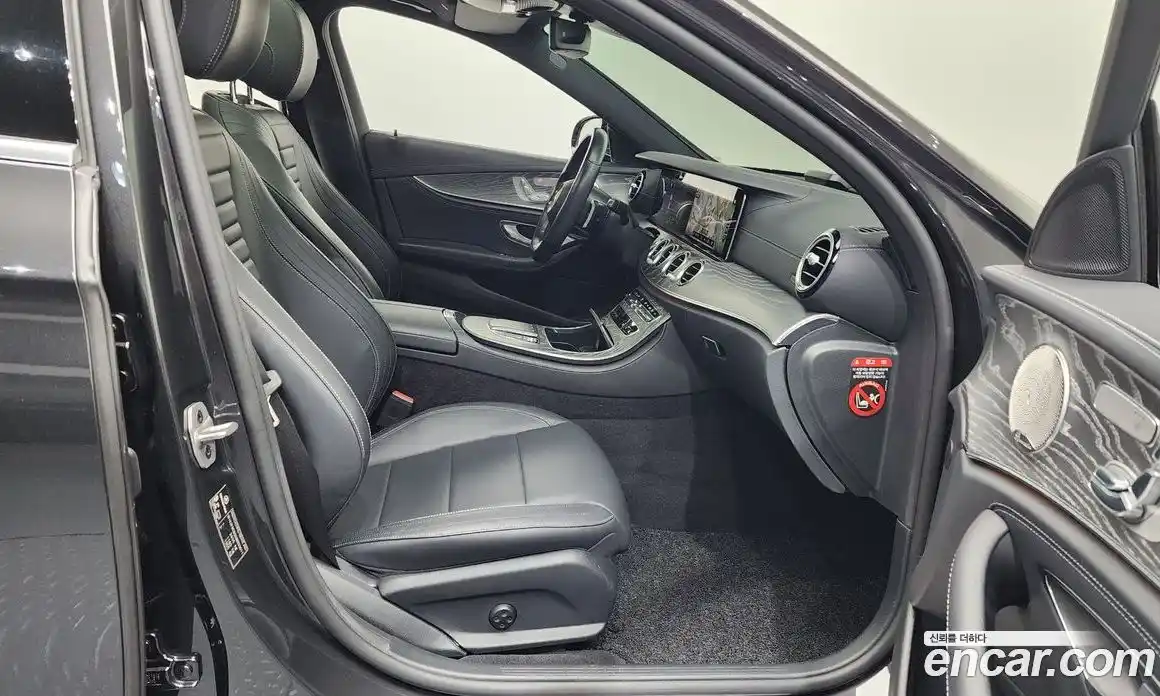 Mercedes-Benz E-Class 2021 2.0 Автомат в Москве № 161138, фото 17